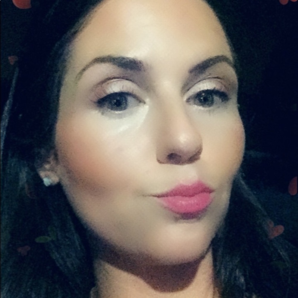 Meet your Posher, Rose